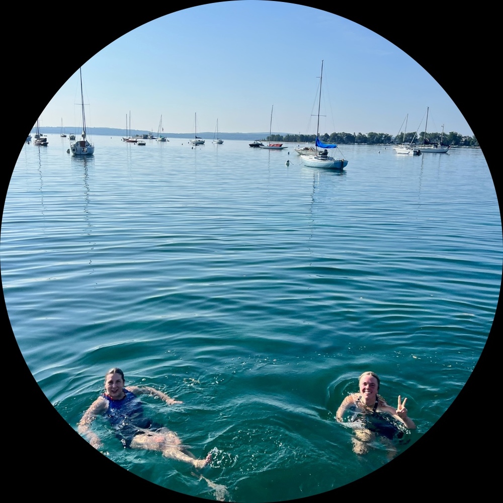 Meet your Posher, Karin